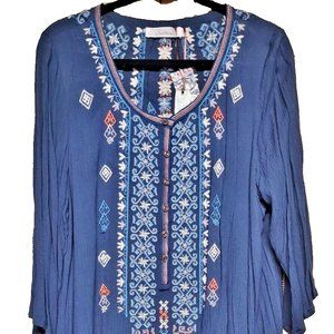Solitaire Embroidered Tunic Top Shark Bite Hem Size 1X